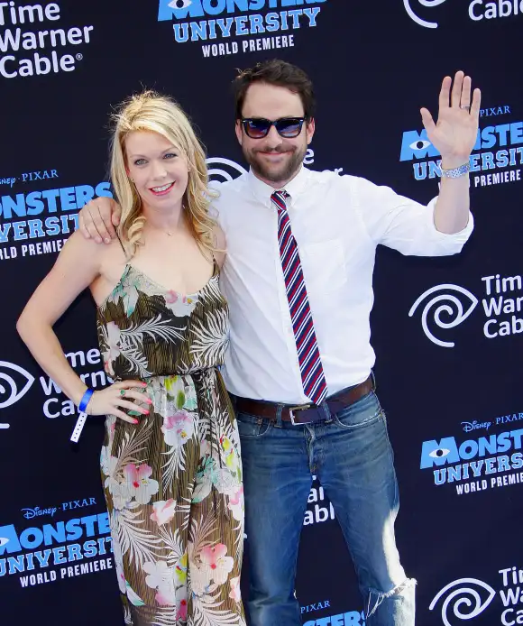 Charlie Day à la première de Monsters à Los Angeles