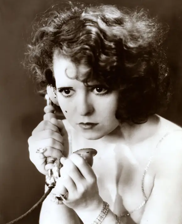 Clara Bow dans "The Wild Party" (La fête sauvage)