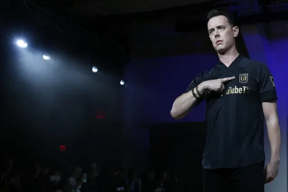 Colin Hanks