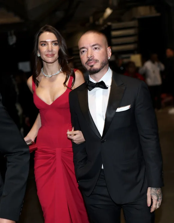 Valentina Ferrer and J Balvin