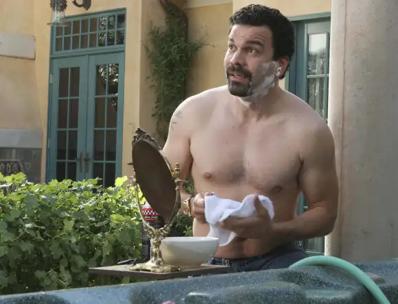 Ricardo Antonio Chavira in 'Desperate Housewives'