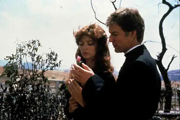 Rachel Ward and Richard Chamberlain in "The Thorn Birds" in 1983