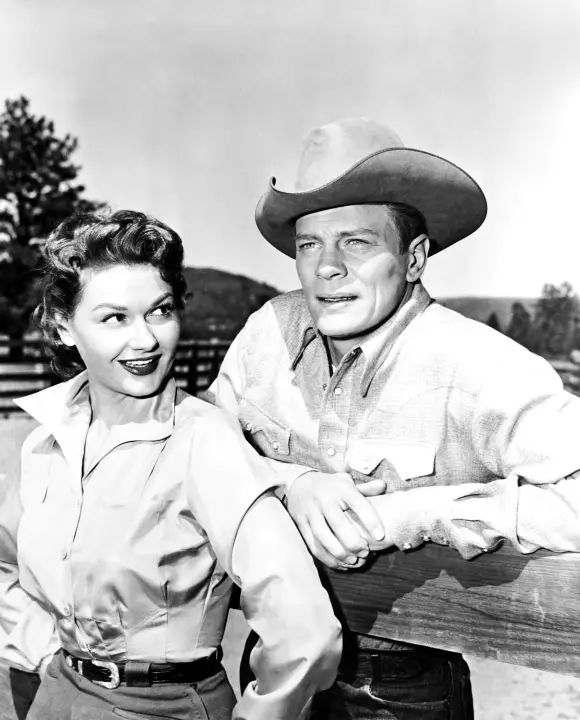 FURY, from left, Anne Robinson, Peter Graves, 1955-60 !ACHTUNG AUFNAHMEDATUM GESCHÄTZT! PUBLICATIONxINxGERxSUIxAUTxONLY