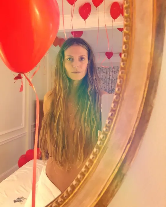 Heidi Klum stripped bare