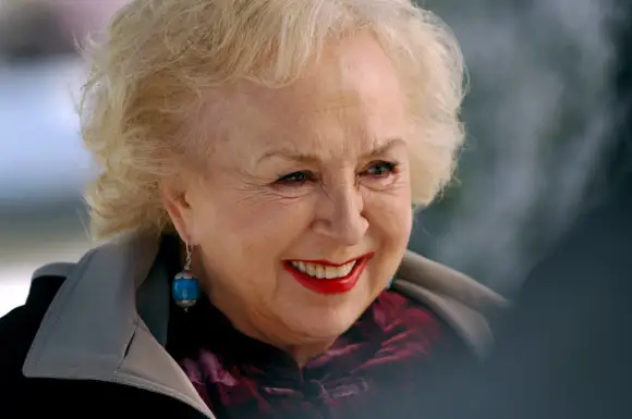 Doris Roberts Characters: Mrs. Merkle Film: Mrs. Miracle (TV-Film) Usa 2009, Director: Michael Scott 05 December 2009 Mr