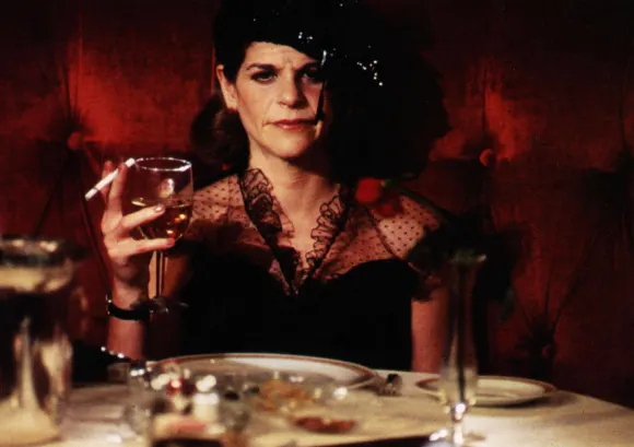 THE WOMAN IN RED GILDA RADNER Date: 1984. Strictly editorial use only in conjunction with the promotion of the film. Cr