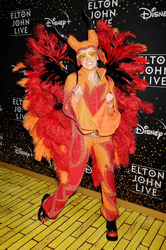 JoJo Siwa bei der Elton John Live: Farewell From Dodger Stadium Konzert Film Premiere am 20.11.2022 in Los Angeles Elton