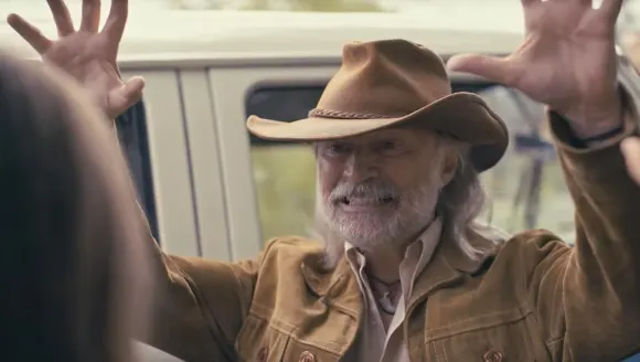 DATE D'ENREGISTREMENT NON MENTIONNÉE NORTH OF NORMAL, Robert Carlyle, 2022. Elevation Pictures /Courtesy Everett Collection PUBLICATIO