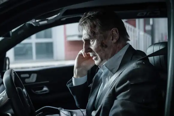 Liam Neeson USA. Liam Neeson in a scene from the (C)Lionsgate new film: Retribution (2023) Plot: A bank executive receiv