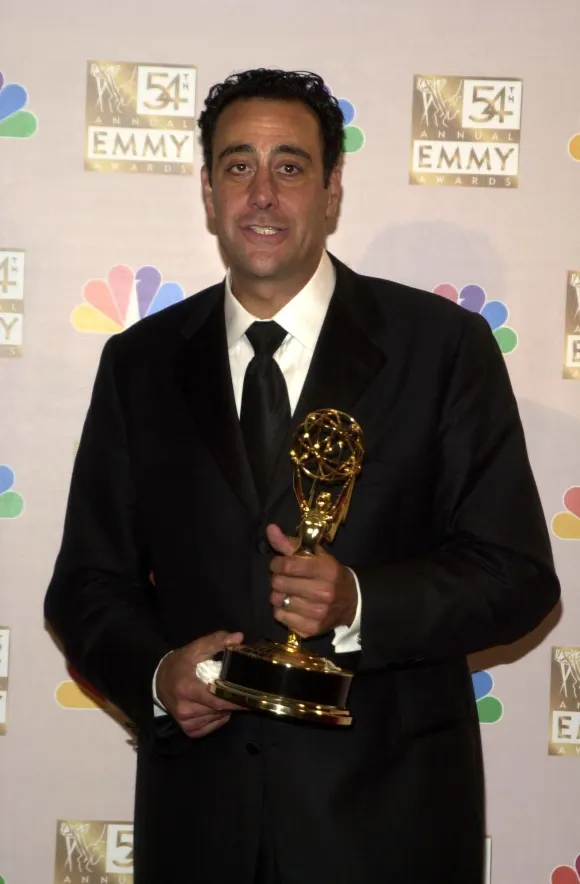 at the 54th Annual Emmy Awards Press Room, Shrine Auditorium, Los Angeles, CA 09-22-02 Brad Garrett at the 54th Annual E