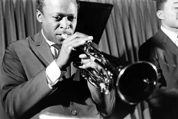 Jazz  musician  Miles  Davis  playing  trumpet.Robert  W  Kelley/The  LIFE  Picture  CollectionS