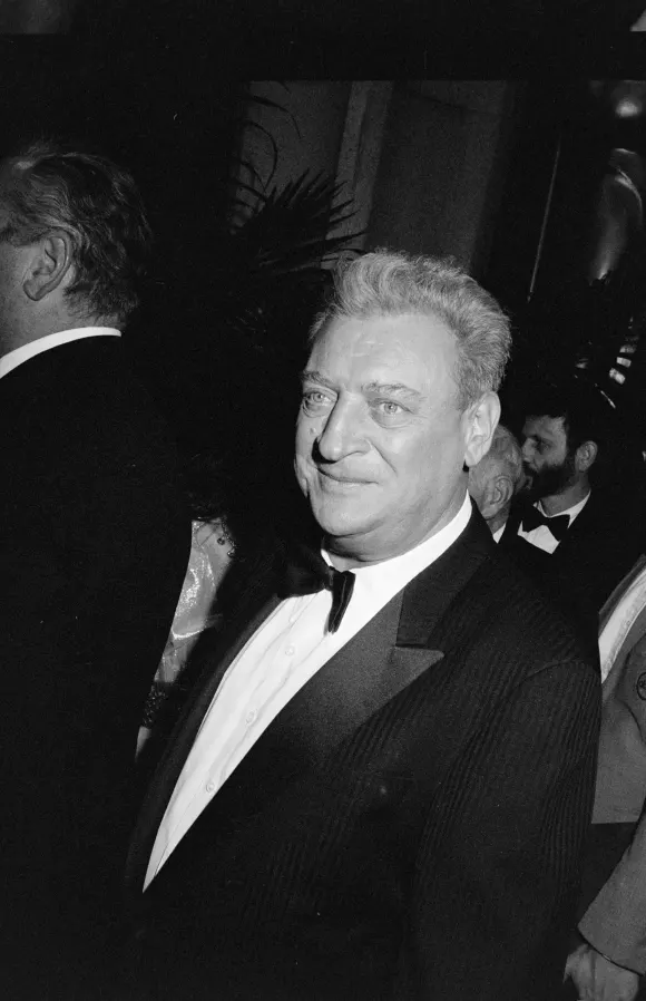 UNITED  STATES  -  MARCH  30:    Rodney  Dangerfield  at  the  academy  awards  3/30/1987DMI/The