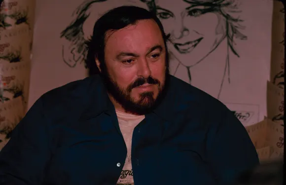 ÉTATS-UNIS - 18 MARS : Luciano PavarottiDMI/The LIFE Picture CollectionSpecial In