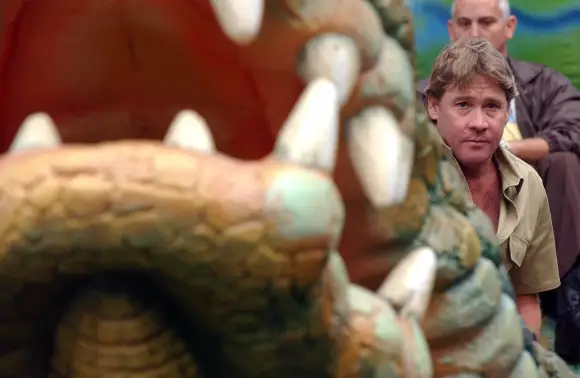 2004 MACY S THANKSGIVING DAY PARADE STEVE IRWIN AT THE 2004 MACY S DAY PARADE. NEW YORK, NY. 25 NOVEMBER 2004. PICTURES