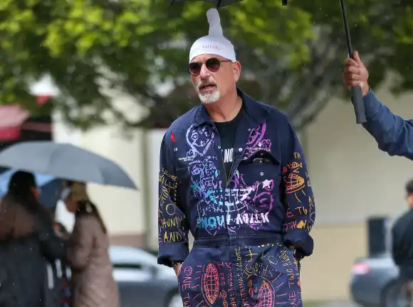 Stars of America s Got Talent arrive at the show s studio. Featuring: Howie Mandel Where: Los Angeles, California, Unite