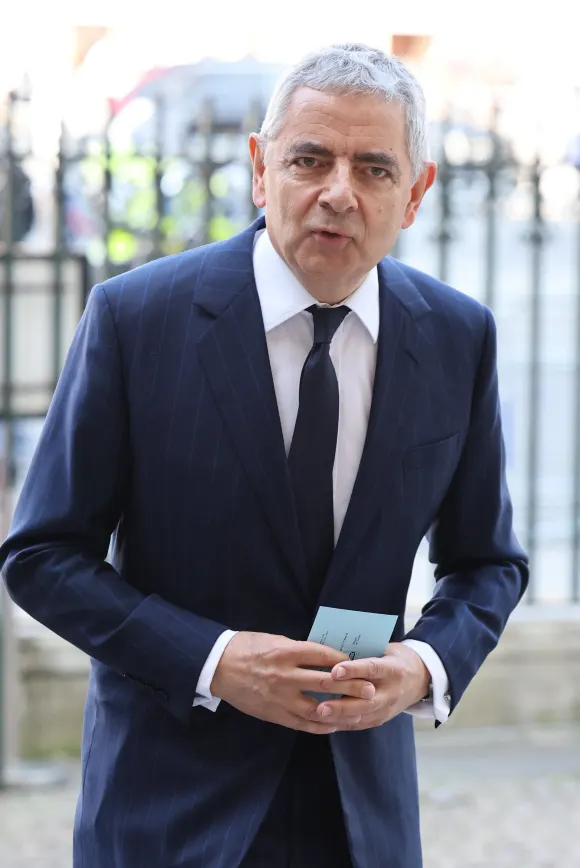 . 08/05/2024. London, United Kingdom. Rowan Atkinson arriving at a memorial service for Sterling Moss at Westminster Abb