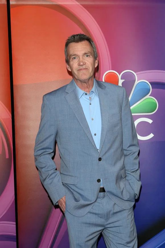 LOS ANGELES - FEB 20:  Neil Flynn at the NBC's Los Angeles Mid-Season Press Junket at the NBC Universal Lot on February