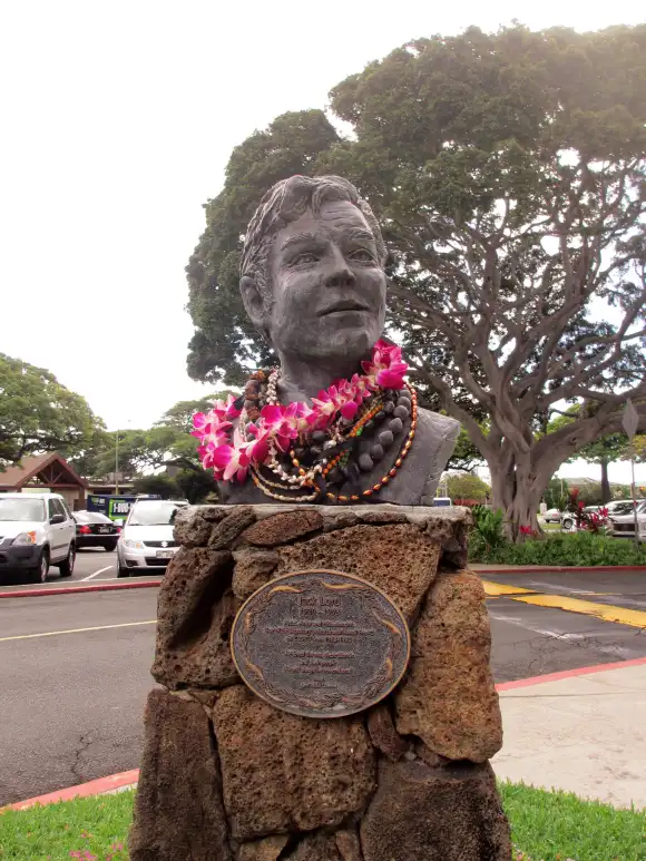 HONOLULU, OAHU - FEBRUARY 10:  Jack Lord Statue covered in leis at Kahala Mall.  Artist, Actor and Philanthropist,  star