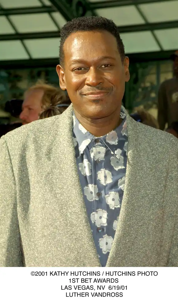 2001 KATHY HUTCHINS / HUTCHINS PHOTO.1ST BET AWARDS .LAS VEGAS, NV 6/19/01.LUTHER VANDROSS EDITORIAL USE ONLY Copyright: