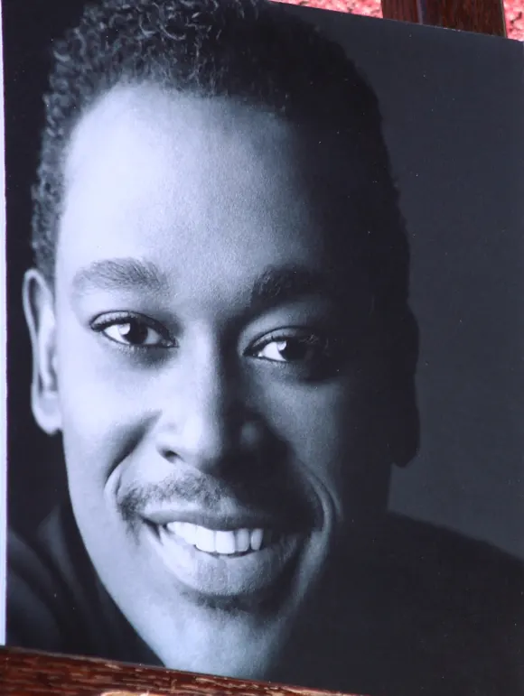 Luther Vandross, Photo of Luther displayed at his Walk of Fame ceremony