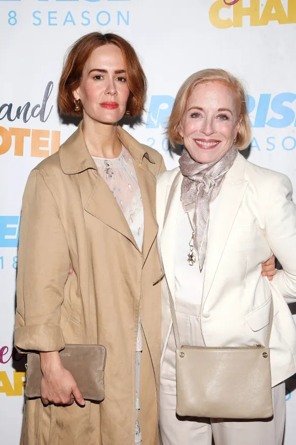 Sarah Paulson und Holland Taylor bei der Sweet Charity Musical Premiere am 20 06 2018 in Los Angeles
