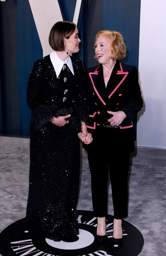 February 9, 2020, Beverly Hills, CA, USA: BEVERLY HILLS, CALIFORNIA - FEBRUARY 9: Sarah Paulson, Holland Taylor attend t