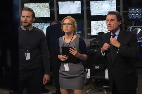 Lex Shrapnel, Isla Fisher, Ian McShane in 'The Brothers Grimsby'