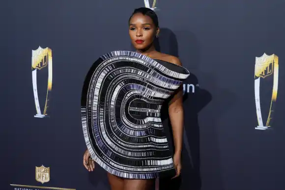 NFL, American Football Herren, USA Super Bowl LVIII-NFL Honors Red Carpet Feb 8, 2024; Las Vegas, NV, USA; Janelle Monae