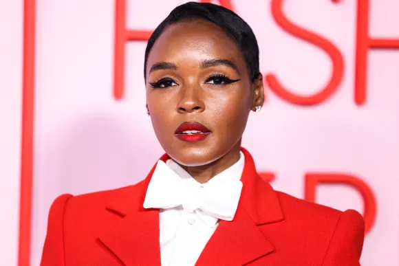 Fashion Trust US Awards 2024 - LA Janelle Monae (Janelle Monae) wearing a Sergio Hudson suit and jewelry by REZA arrives