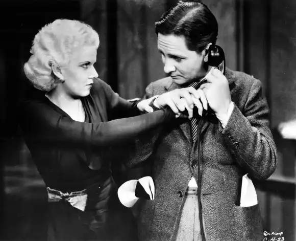 Jean Harlow and Robert Williams in 'Platinum Blonde'