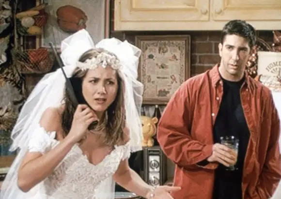 Jennifer Aniston, David Schwimmer in 'Friends'