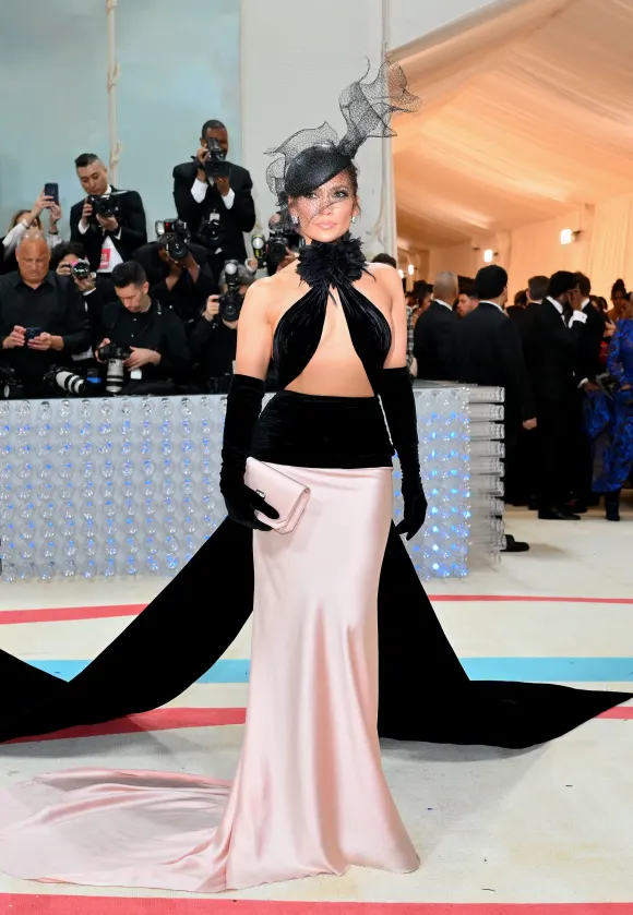 US-ENTERTAINMENT-FASHION-METGALA-CELEBRITY-MUSEUM