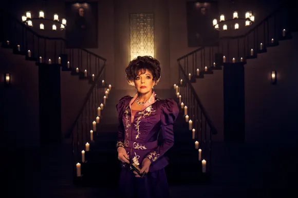 Joan Collins dans 'American Horror Story : Apocalypse