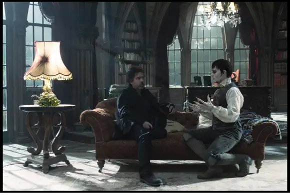 COLLECTION CHRISTOPHEL Warner Bros. - Zanuck Company - Village Roadshow COLLECTION CHRISTOPHEL DARK SHADOWS de Tim Burto