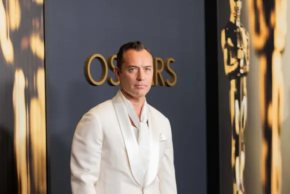 15th Governors Awards Jude Law arrives at the 15th Governors Awards in the Ray Dolby Ballroom at Ovation Hollywood on Su
