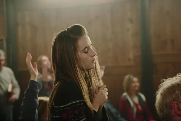 Kaitlyn Dever in ‘Them That Follow’