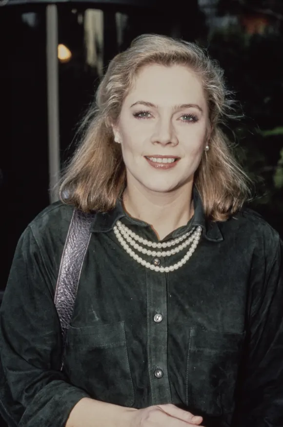 Kathleen Turner