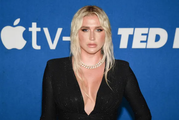 kesha sexy on instagram