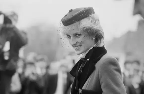 Black-and-white photo of Lady Diana from 1983