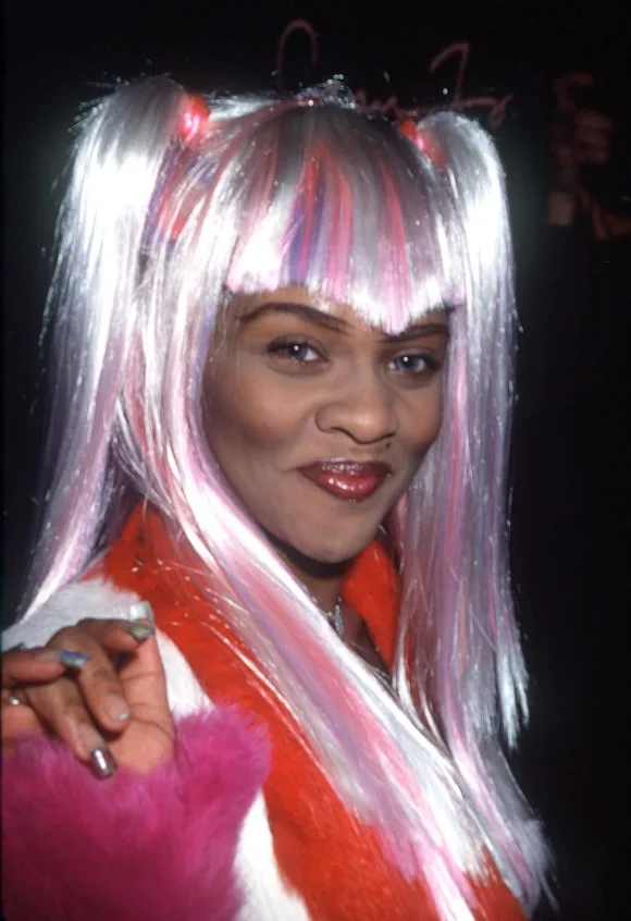 This is what Lil' Kim looked like at the start of her career