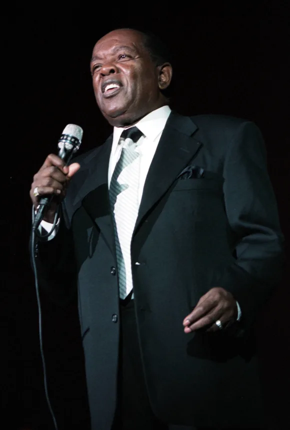 Jan 06 2006 Myrtle Beach SC USA FILE PHOTO Oct 07 2004 3 time Grammy winning soul singer LOU