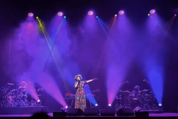 Macy Gray In Concert - Paris Macy Gray performs live at LOlympia concert hall in Paris, France on November 7, 2023. Pho