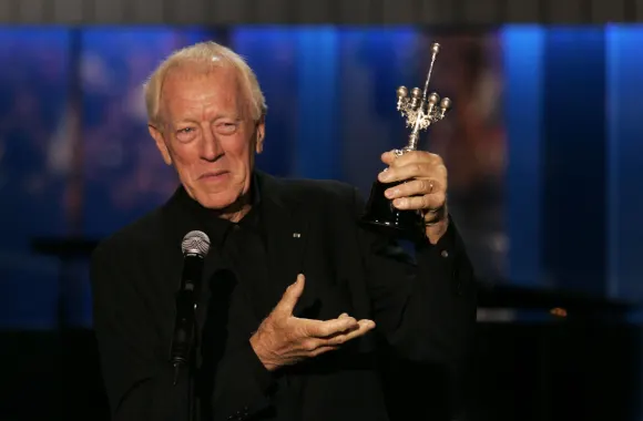 Festival de CIne de San Sebastian : MAX von SYDOW recibe el Premio DONOSTIA Foto : Jesus Uriarte . 24 - 09 - 2006 EDITOR