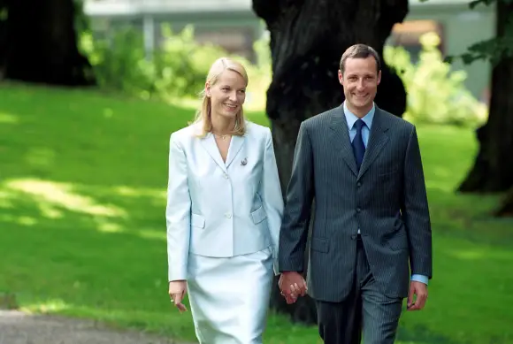 Mette-Marit and Haakon Announce Their Engagement