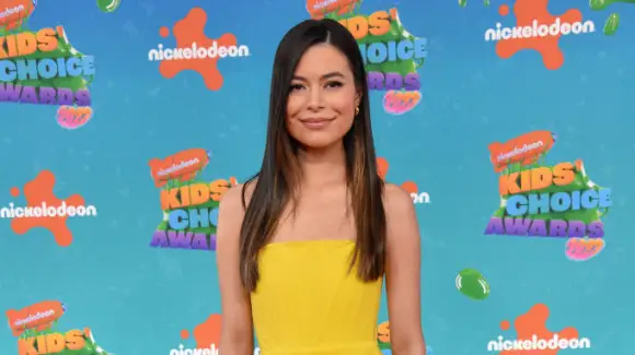 Miranda Cosgrove en marzo de 2023