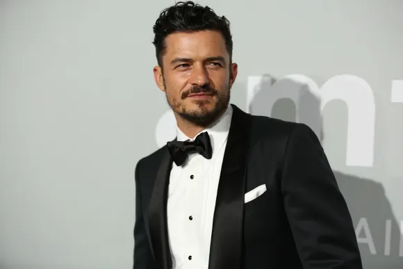 Orlando Bloom at the 2021 amfAR Gala