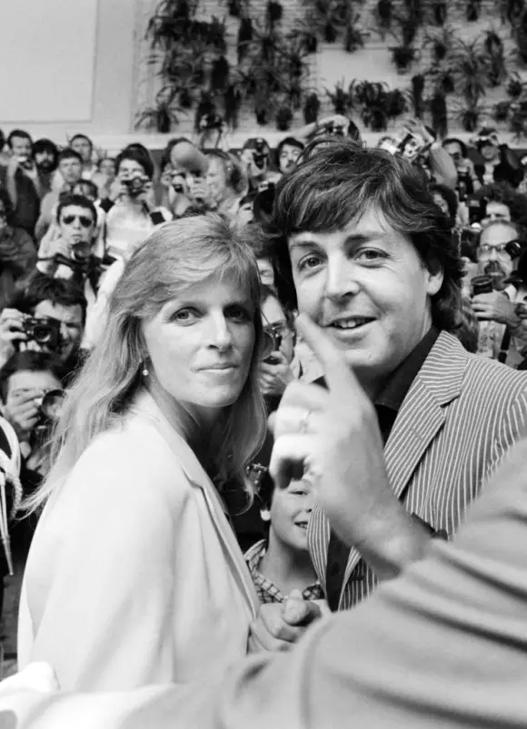 Paul McCartney with his first wife, Linda