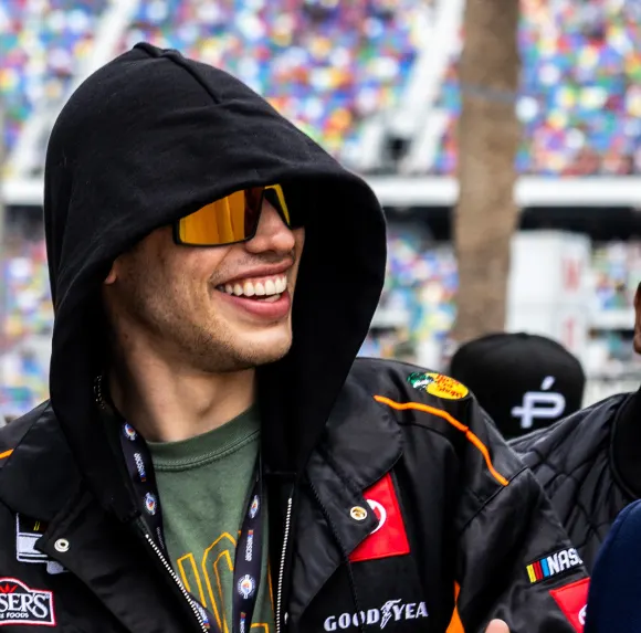 Pete Davidson takes in the atmosphere prior to the 2023 Daytona 500 on Sunday, February 19, 2022 in Daytona, Florida. PU