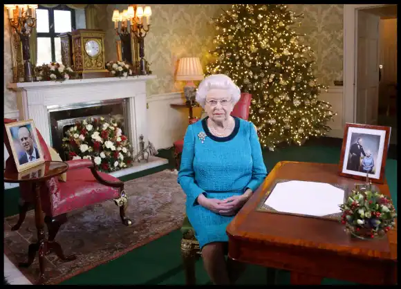 25 12 2016 London United Kingdom Queen s Christmas Broadcast Buckingham Palace Queen Elizabet