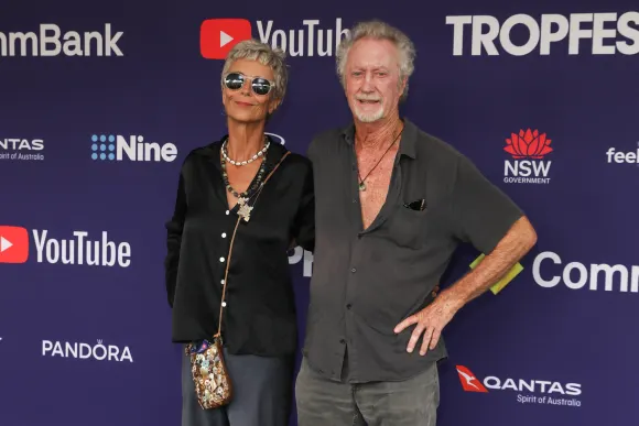 Rachel Ward and Bryan Brown